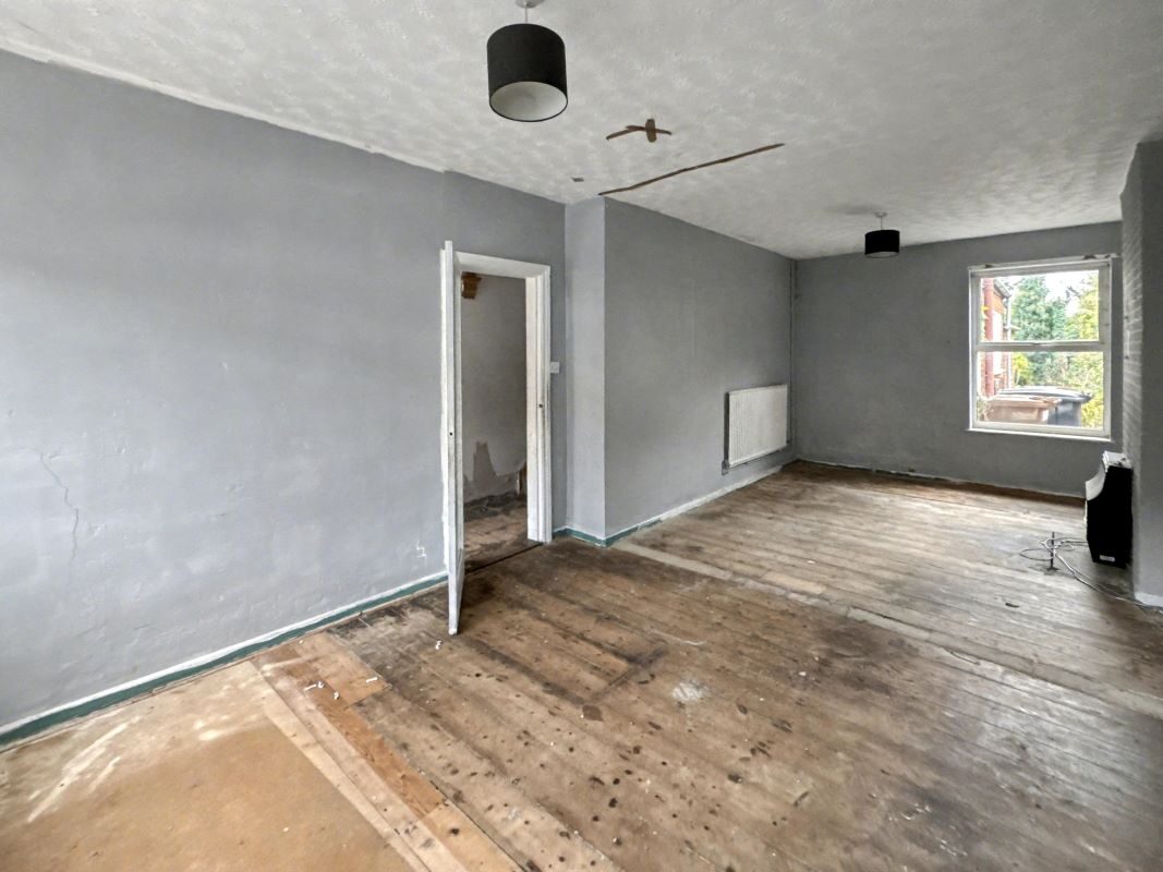 78, 80, 84-86 & 88 Foxhall Road, Ipswich, Suffolk, IP3 8HN lot image - 5