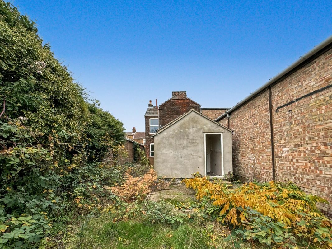 78, 80, 84-86 & 88 Foxhall Road, Ipswich, Suffolk, IP3 8HN lot image - 16