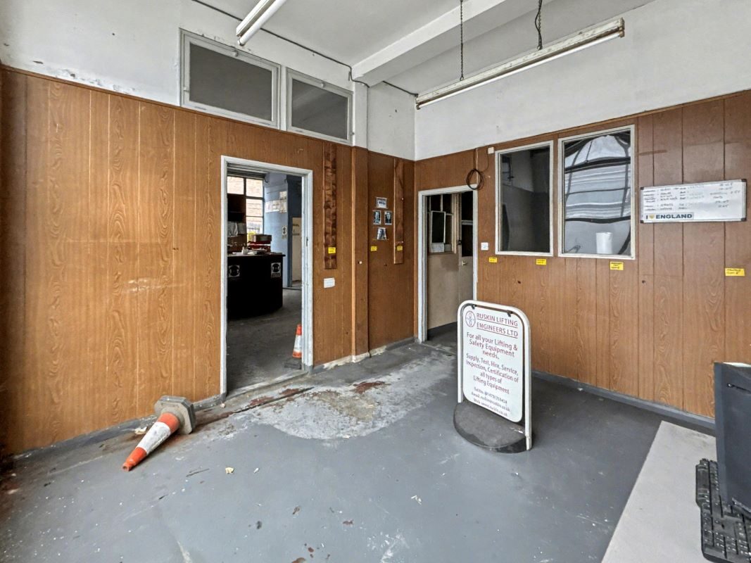 78, 80, 84-86 & 88 Foxhall Road, Ipswich, Suffolk, IP3 8HN lot image - 18