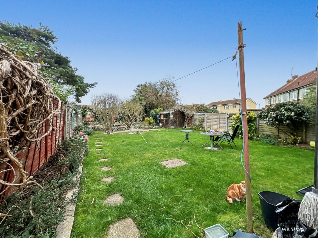 486 Bramford Lane, Ipswich, Suffolk, IP1 5JY lot image - 8