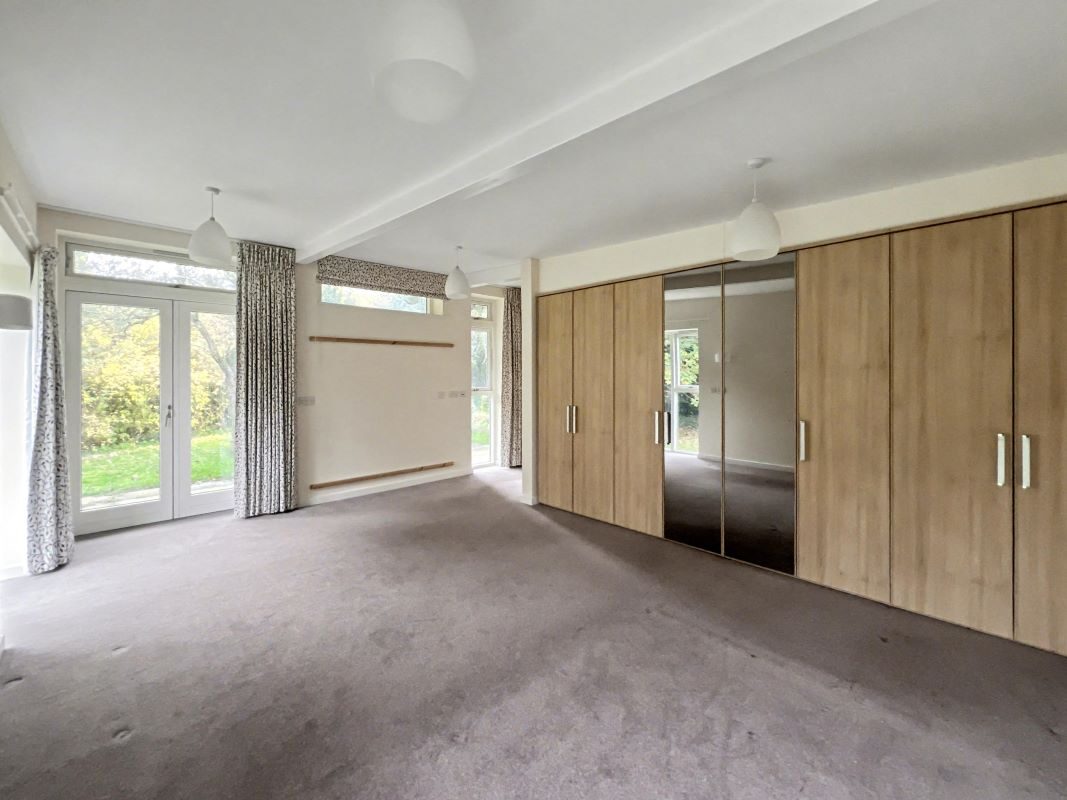 6 The Avenue, Ipswich, Suffolk, IP1 3SY lot image - 18