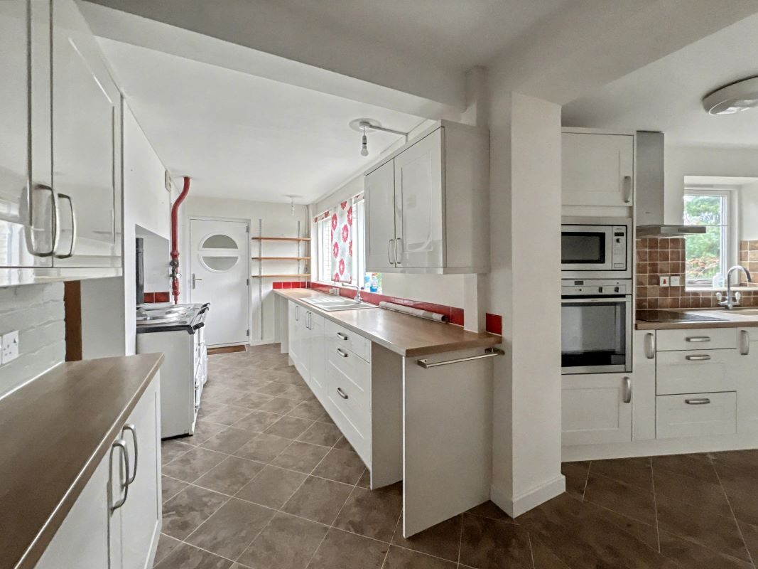 6 The Avenue, Ipswich, Suffolk, IP1 3SY lot image - 20