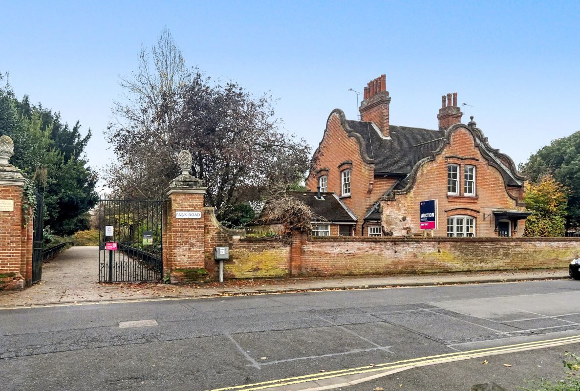 16 & 16A Park Road, Ipswich, Suffolk, IP1 3ST lot image - 0