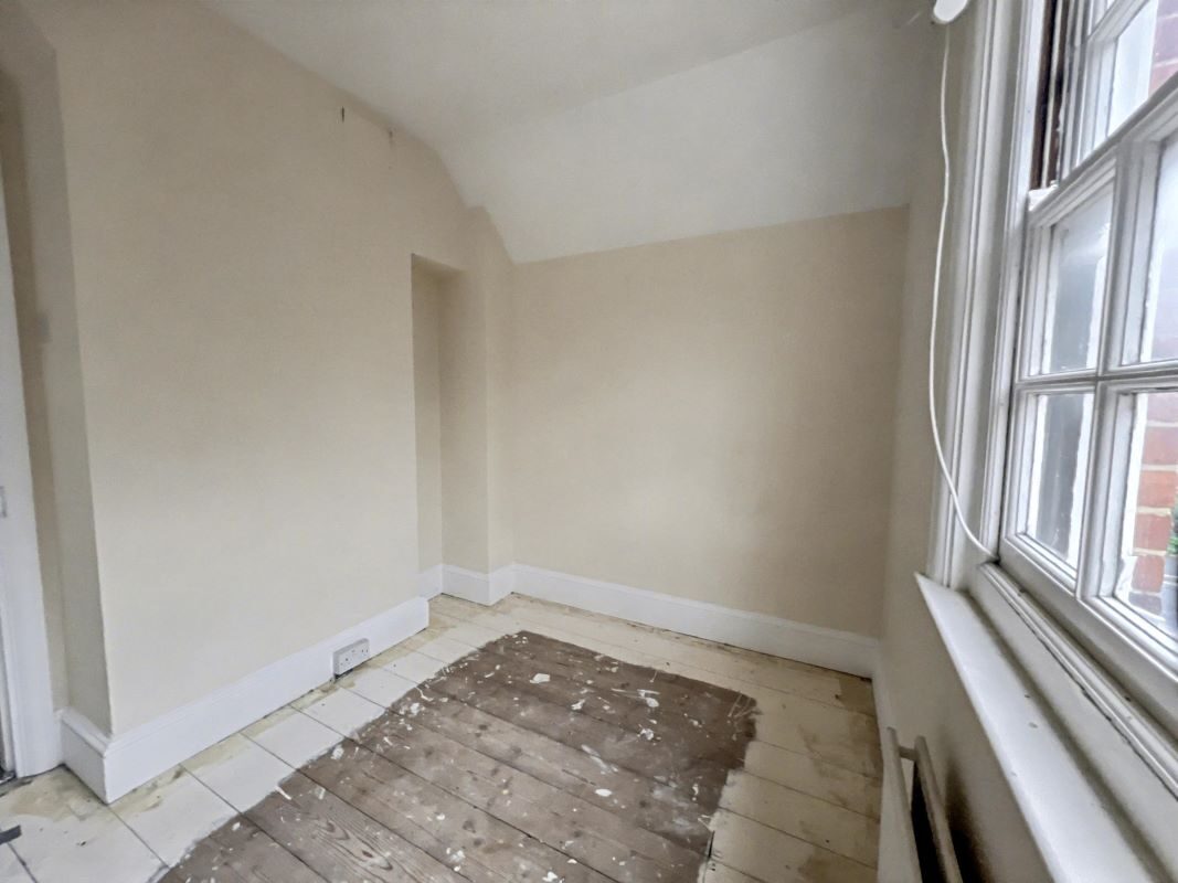 16 & 16A Park Road, Ipswich, Suffolk, IP1 3ST lot image - 11