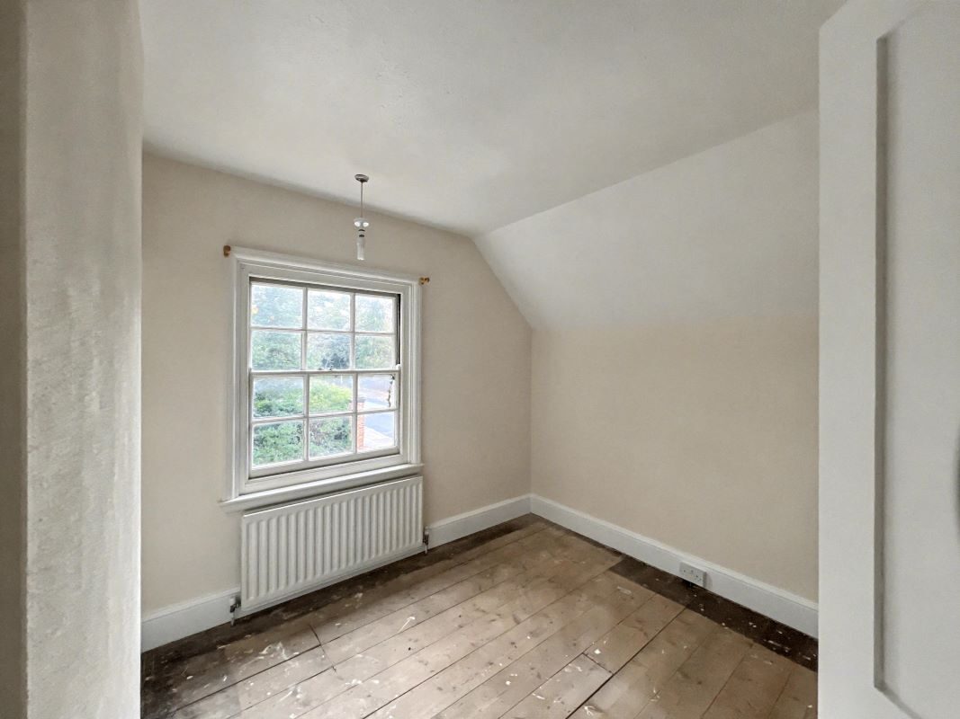 16 & 16A Park Road, Ipswich, Suffolk, IP1 3ST lot image - 16