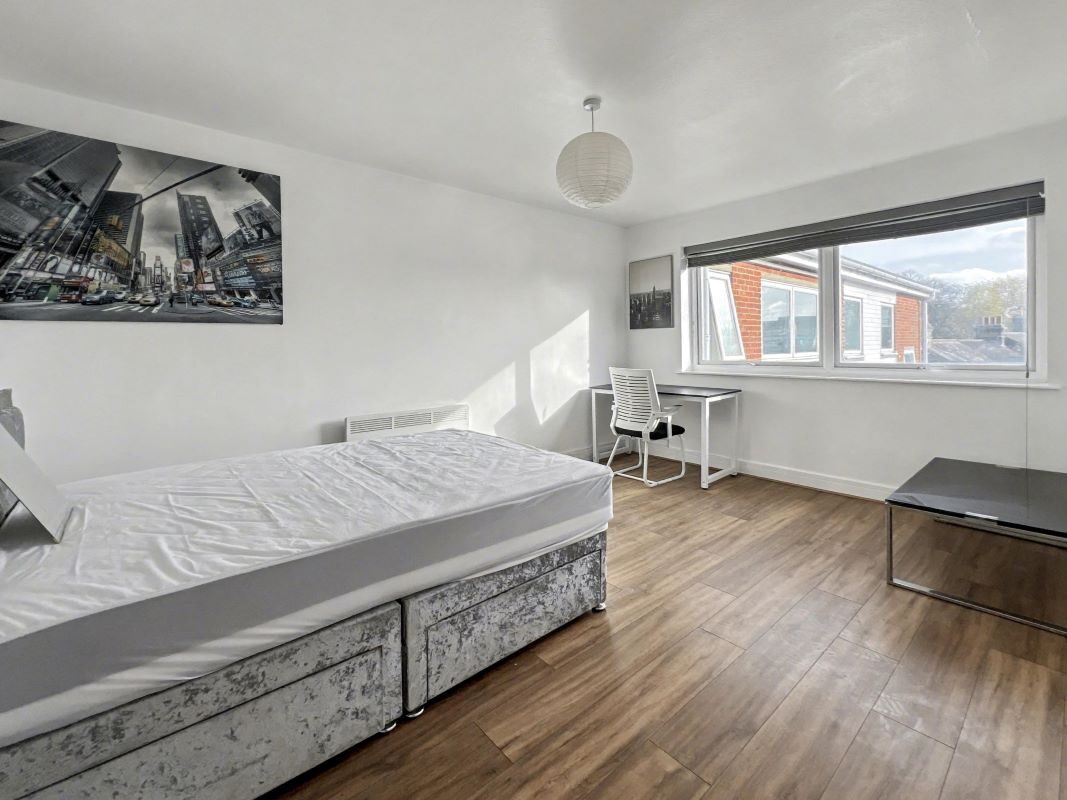 31 Norwich Court, Chevallier Street, Ipswich, Suffolk, IP1 2PA lot image - 1