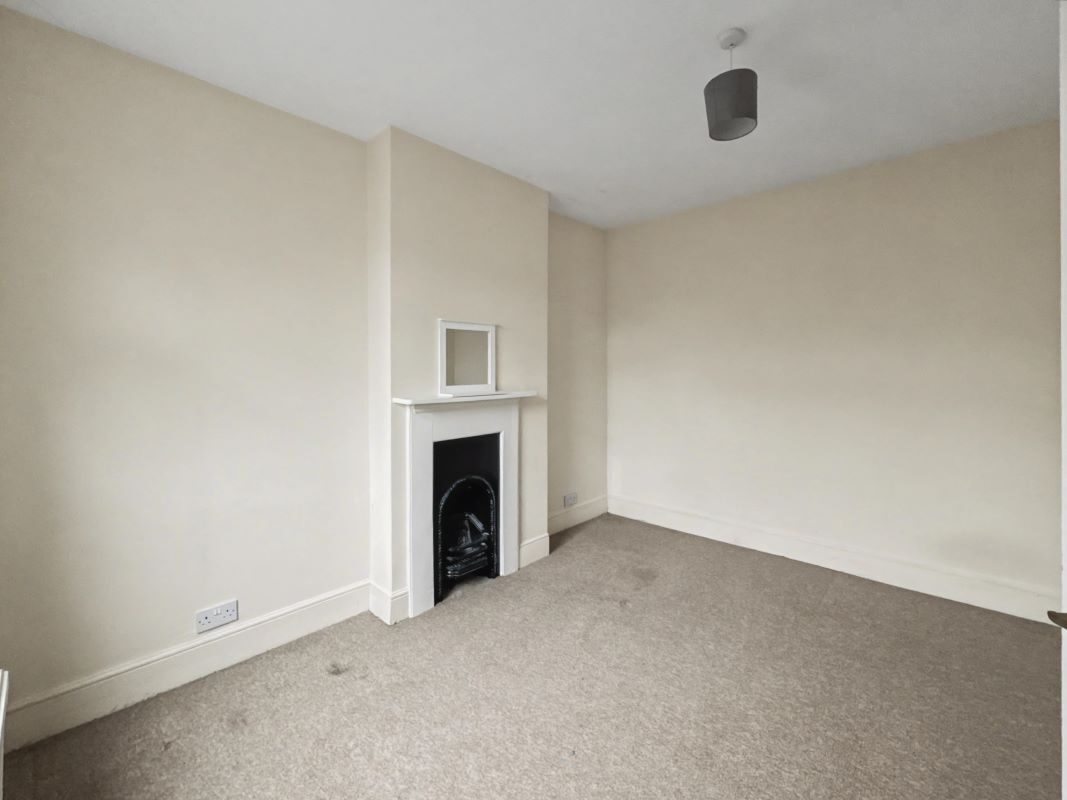 15 Cullingham Road, Ipswich, Suffolk, IP1 2EG lot image - 13