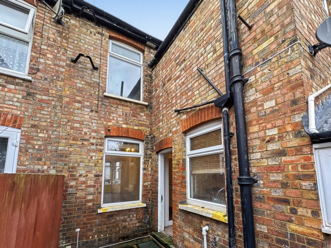 15 Cullingham Road, Ipswich, Suffolk, IP1 2EG lot image - 16