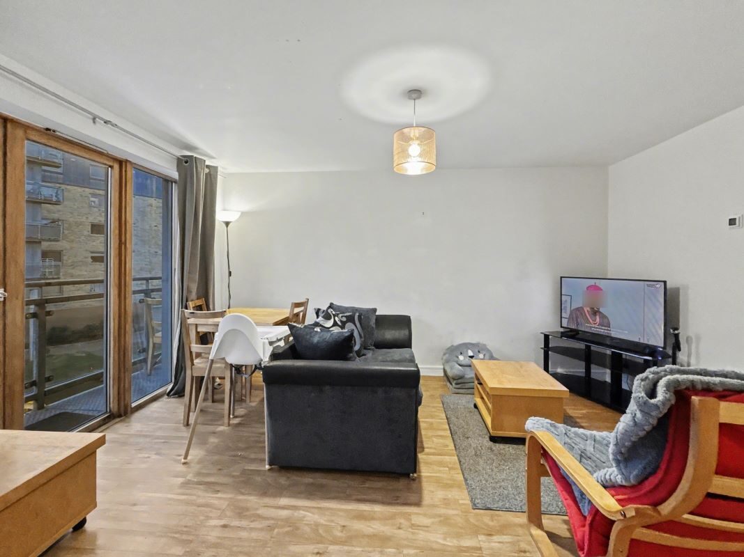 Flat 4, 12 Rapier Street, Ipswich, Suffolk, IP2 8JS lot image - 6