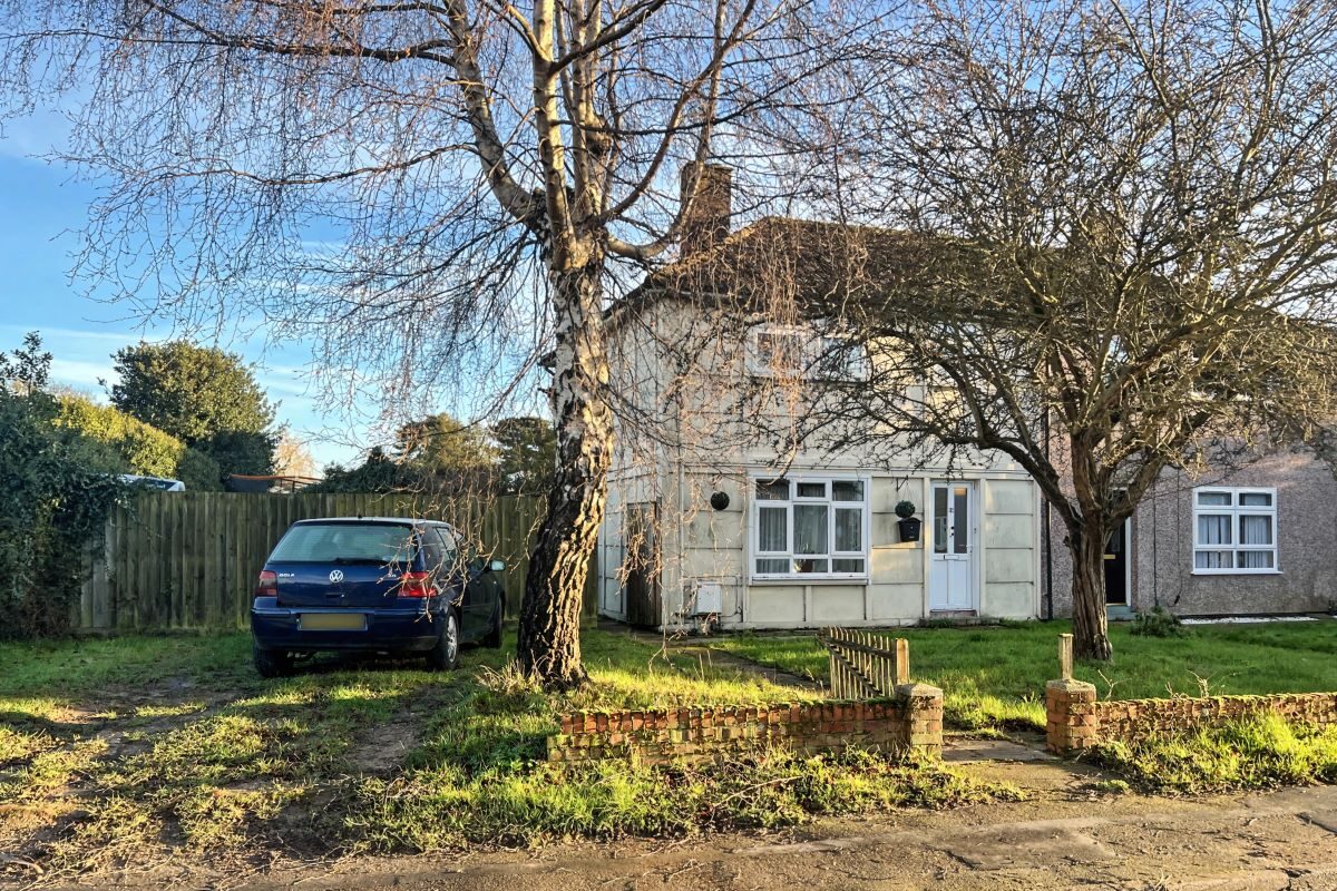 32 St. Marys Close, Trimley St. Mary, Felixstowe, Suffolk, IP11 0TX lot image - 7