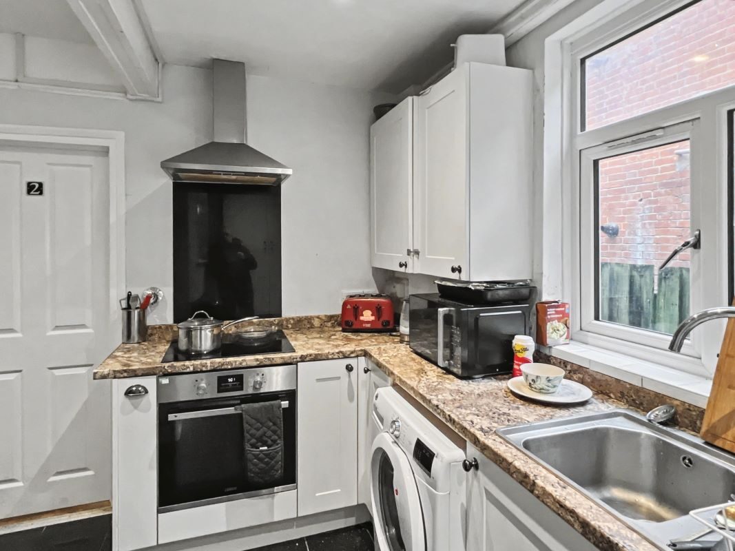 62 Broom Hill Road, Ipswich, Suffolk, IP1 4EH lot image - 3