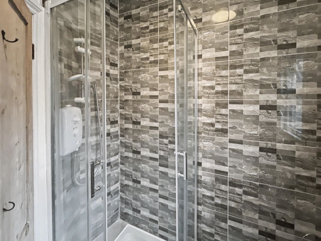 62 Broom Hill Road, Ipswich, Suffolk, IP1 4EH lot image - 7