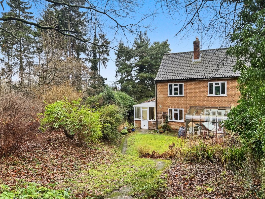 Cantium, Church Lane, Semer, Ipswich, Suffolk, IP7 6JD lot image - 22