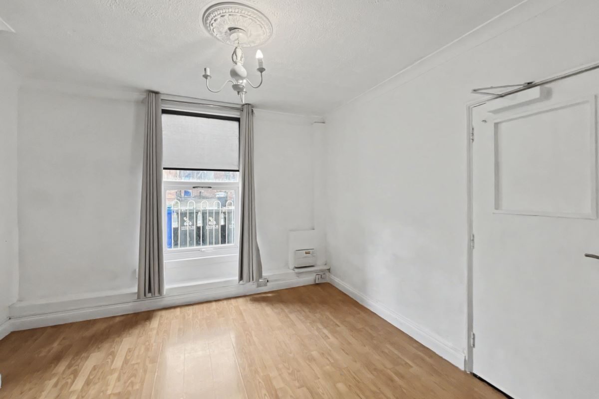 Flats A,B & C, 81 Burrell Road, Ipswich, Suffolk, IP2 8AD lot image - 1