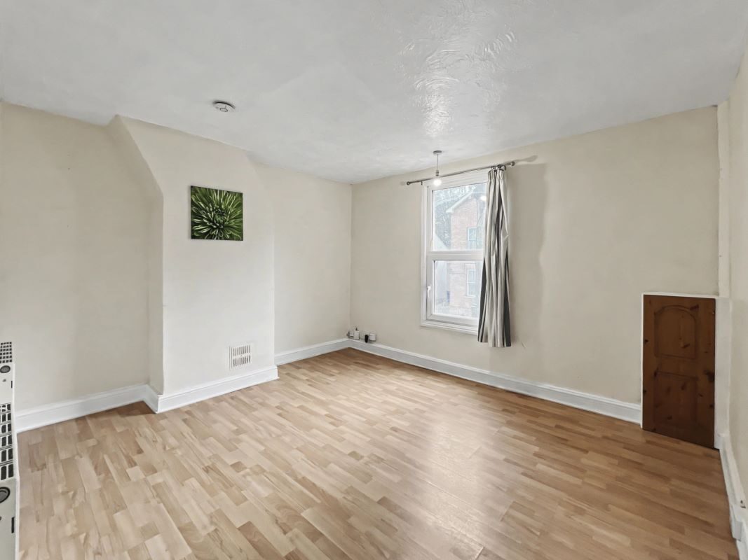 Flats A,B & C, 81 Burrell Road, Ipswich, Suffolk, IP2 8AD lot image - 4