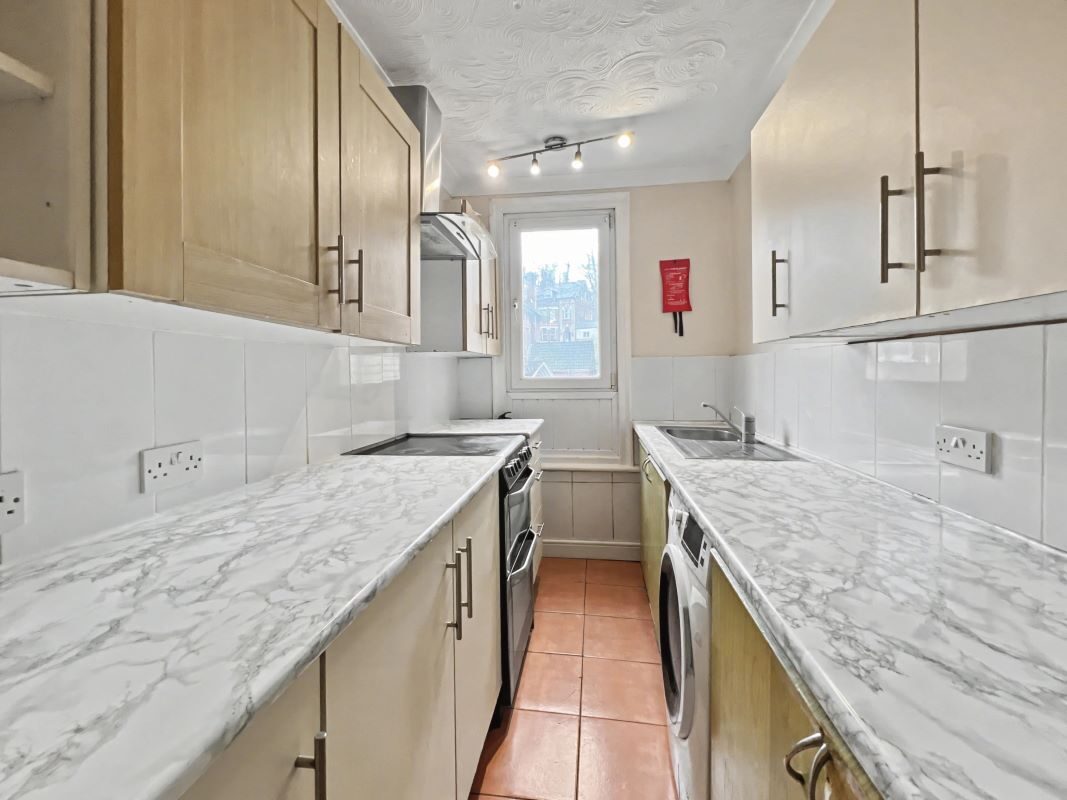 Flats A,B & C, 81 Burrell Road, Ipswich, Suffolk, IP2 8AD lot image - 11