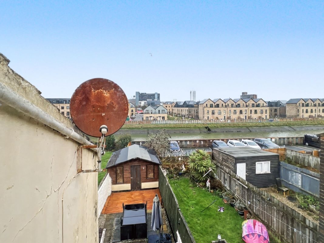 Flats A,B & C, 81 Burrell Road, Ipswich, Suffolk, IP2 8AD lot image - 23