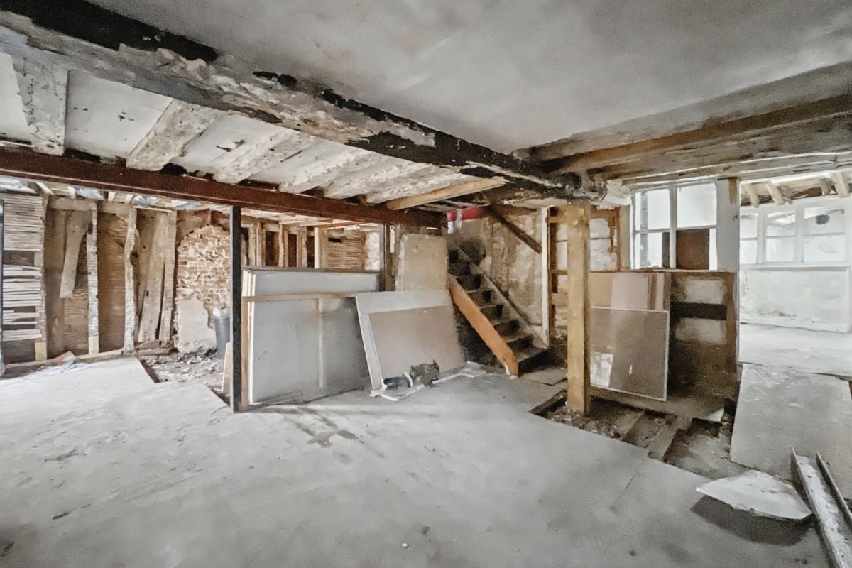 6 London Road, Halesworth, Suffolk, IP19 8LW lot image - 7