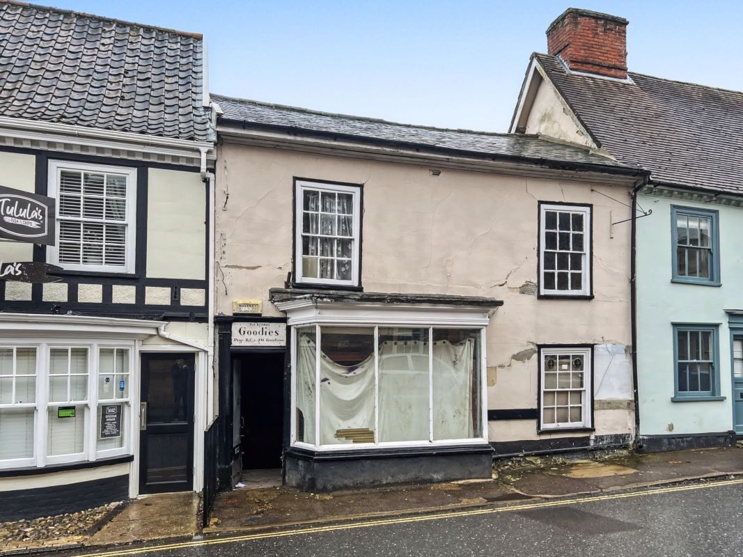 6 London Road, Halesworth, Suffolk, IP19 8LW lot image - 23