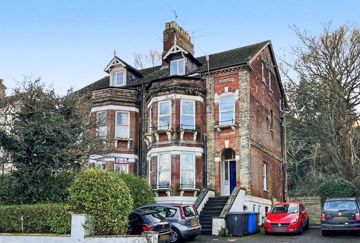 Flat 4, 16 Willoughby Road, Ipswich, Suffolk, IP2 8AP lot image - 0