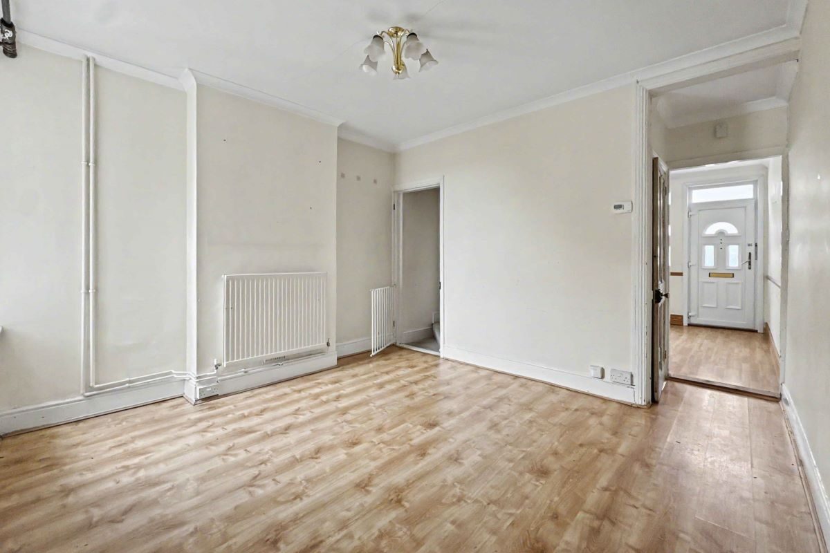 68 Devonshire Road, Ipswich, Suffolk, IP3 8AU lot image - 3