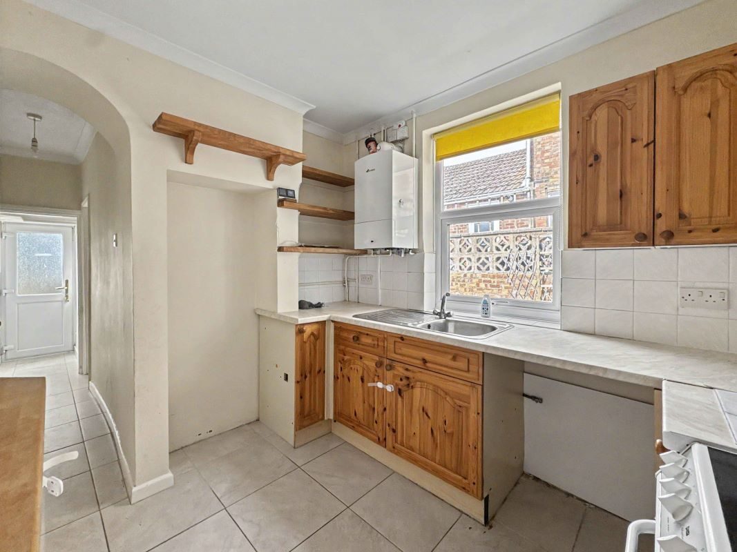 68 Devonshire Road, Ipswich, Suffolk, IP3 8AU lot image - 4