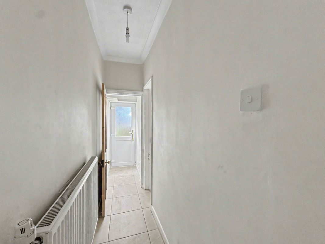 68 Devonshire Road, Ipswich, Suffolk, IP3 8AU lot image - 6