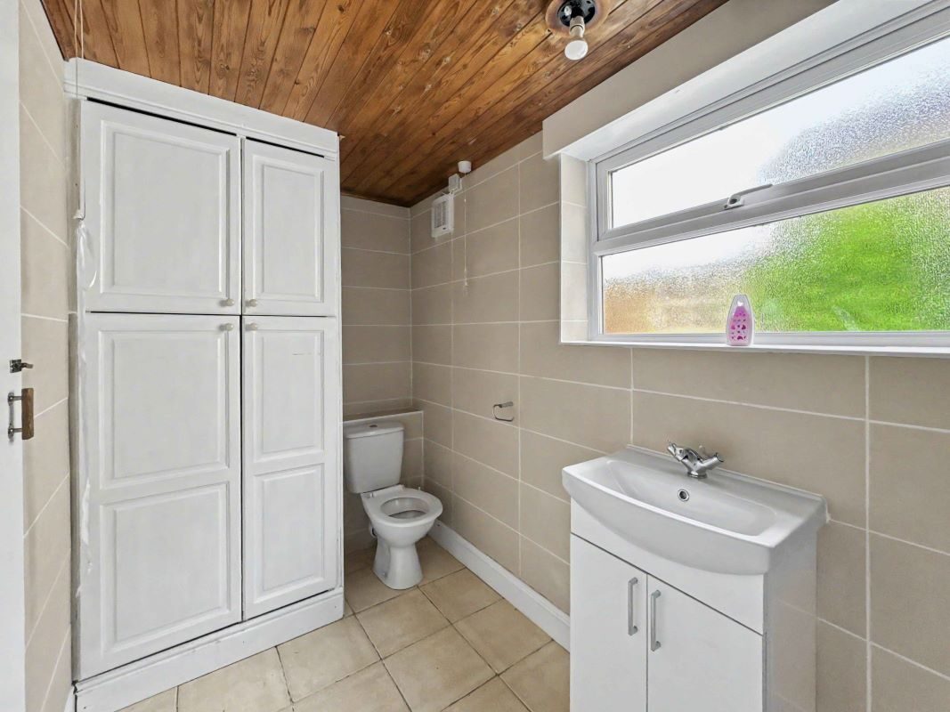 68 Devonshire Road, Ipswich, Suffolk, IP3 8AU lot image - 7