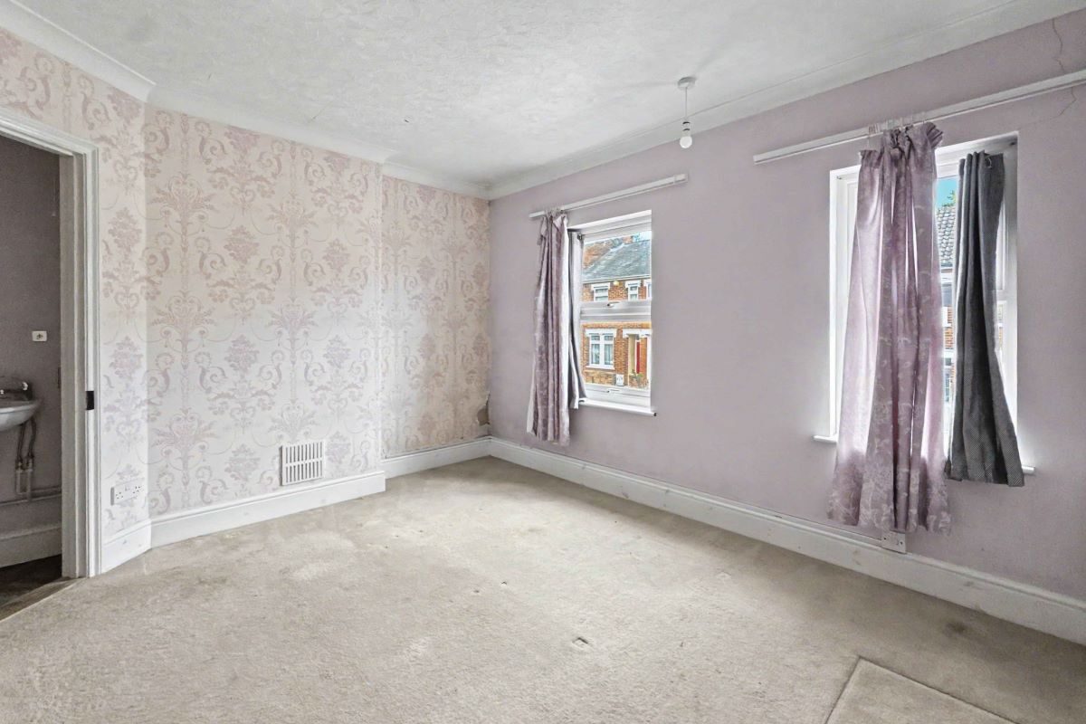 68 Devonshire Road, Ipswich, Suffolk, IP3 8AU lot image - 15