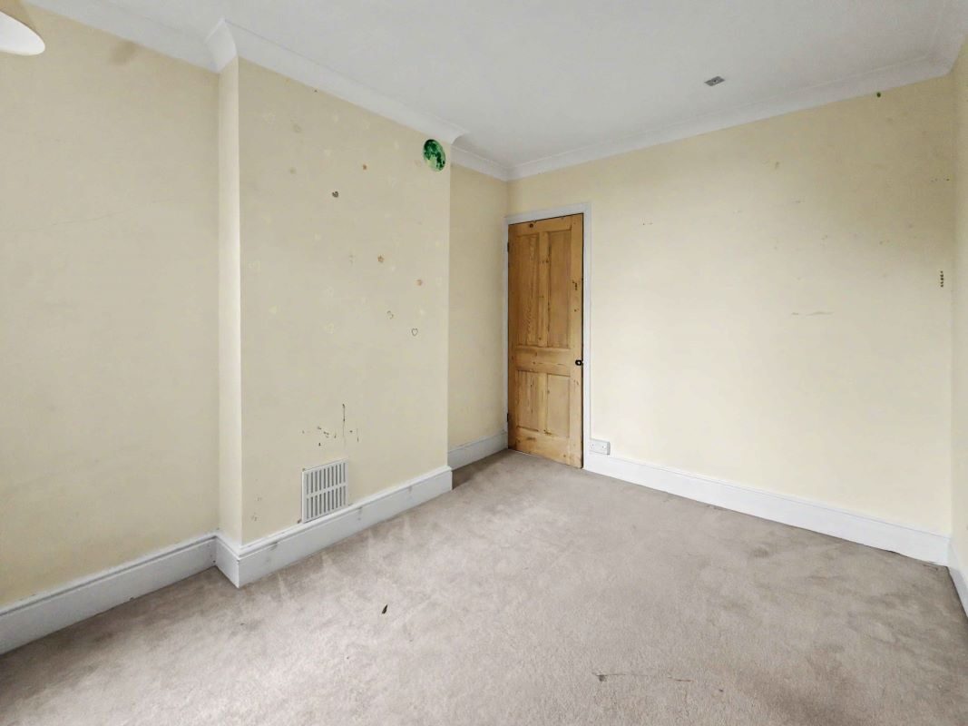 68 Devonshire Road, Ipswich, Suffolk, IP3 8AU lot image - 16