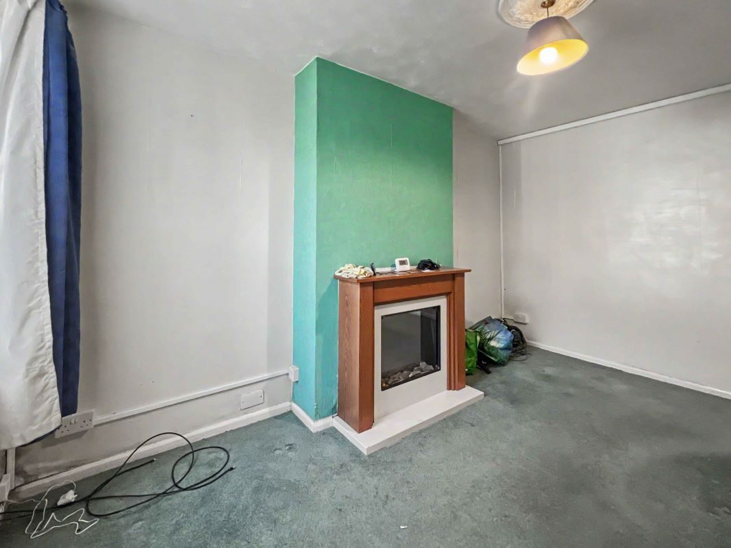 33 Fircroft Road, Ipswich, Suffolk, IP1 6AQ lot image - 5