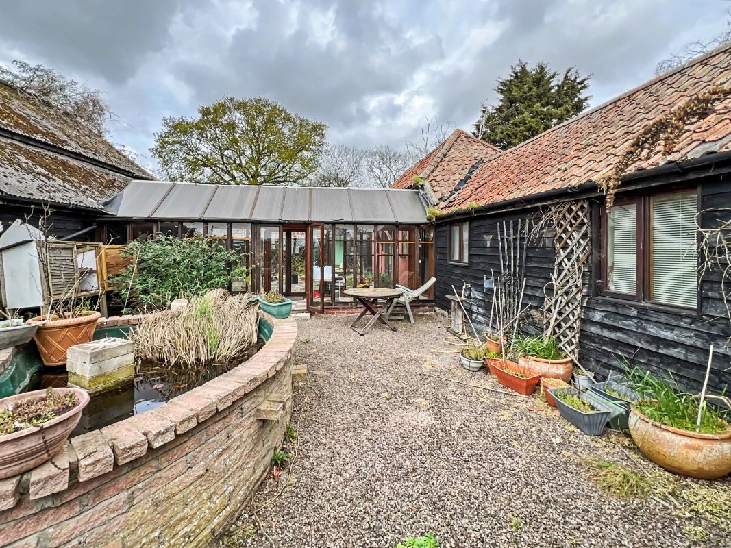 Red House Farm The Stables, Main Road, Stratford St. Andrew, Saxmundham, Suffolk, IP17 1LF lot image - 20
