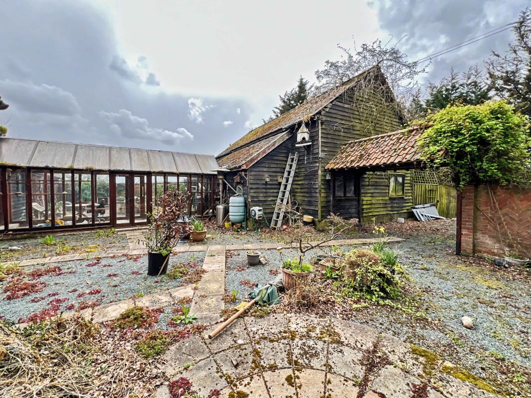Red House Farm The Stables, Main Road, Stratford St. Andrew, Saxmundham, Suffolk, IP17 1LF lot image - 21