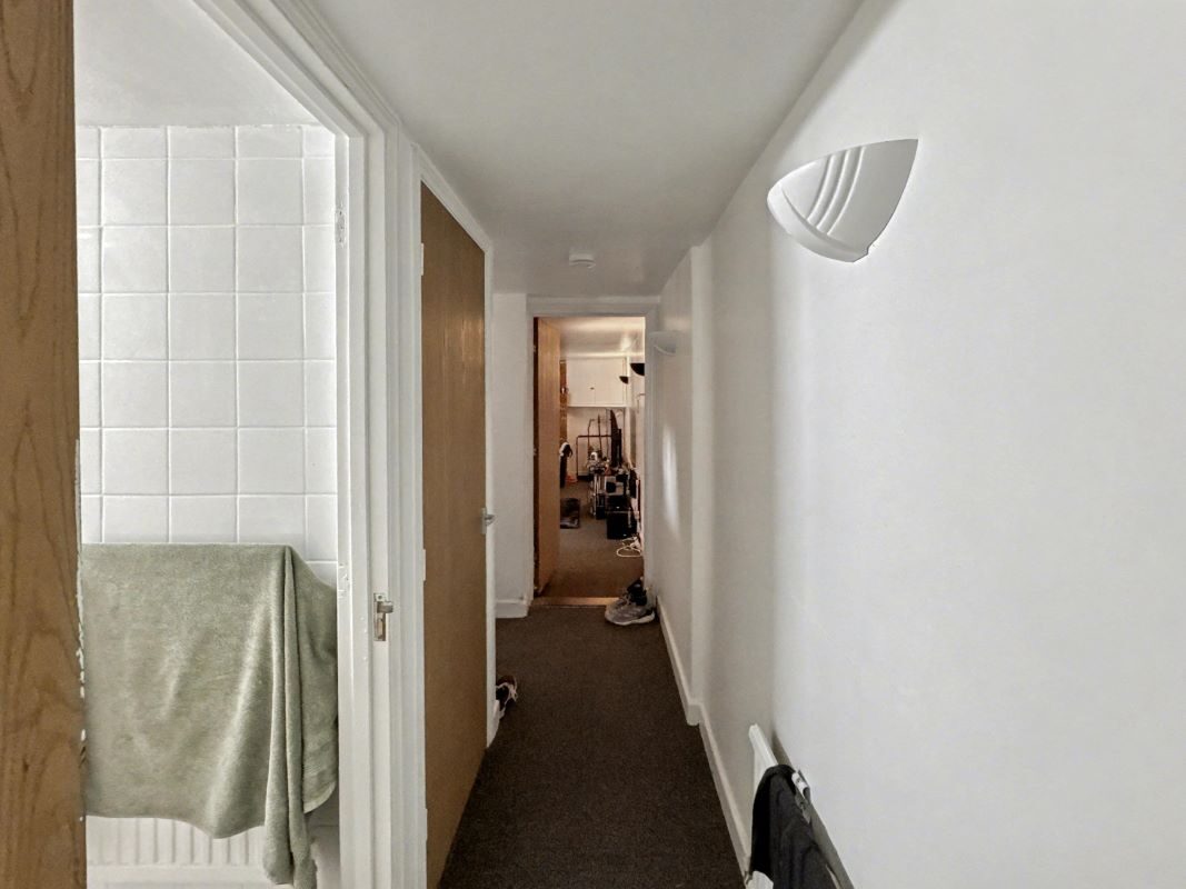 51 Warwick Road, Ipswich, Suffolk, IP4 2QH lot image - 5