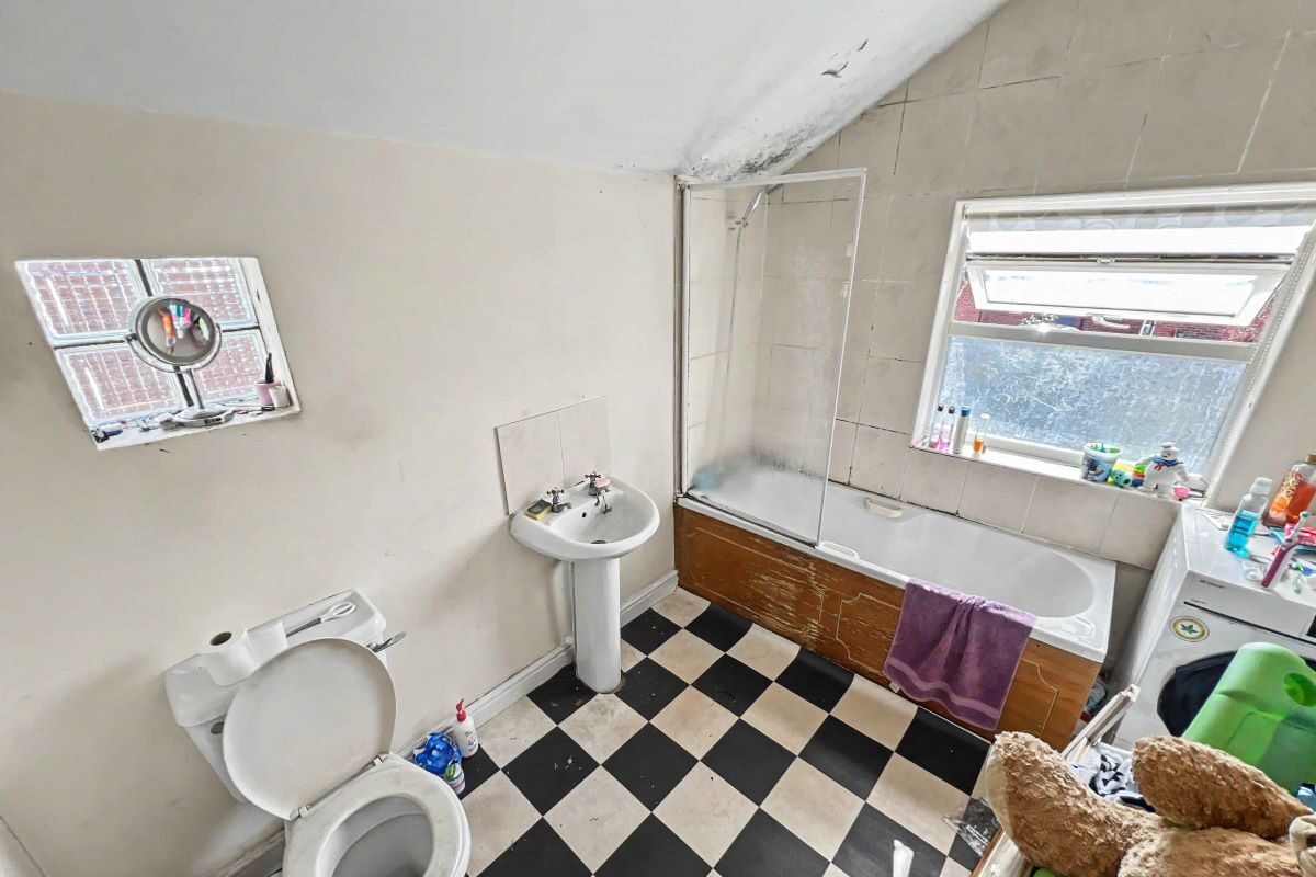 14 Levington Road, Ipswich, Suffolk, IP3 0NJ lot image - 8