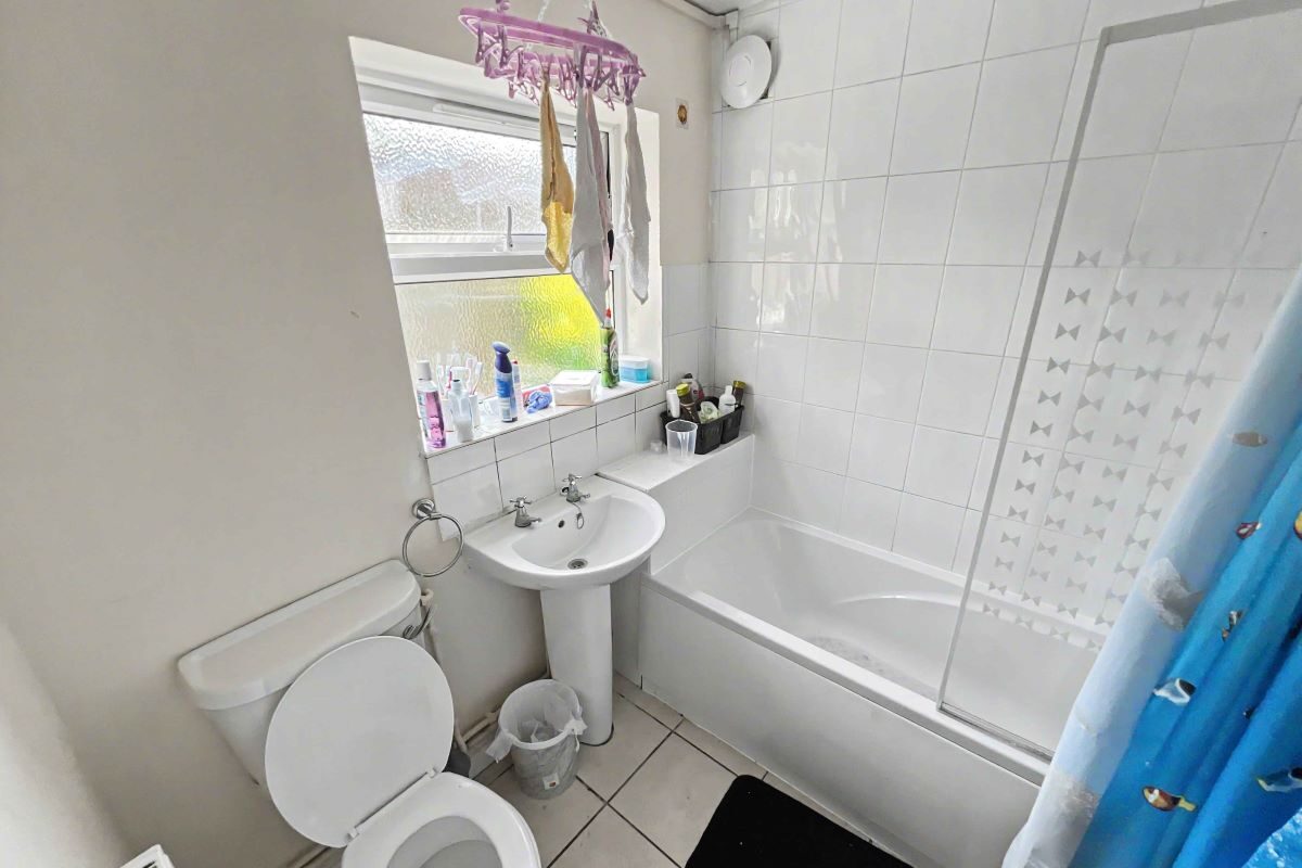 40 Levington Road, Ipswich, Suffolk, IP3 0NH lot image - 9