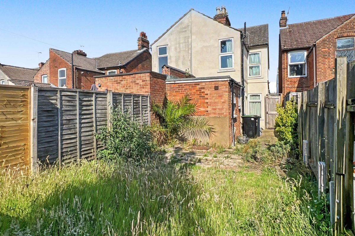 40 Levington Road, Ipswich, Suffolk, IP3 0NH lot image - 10