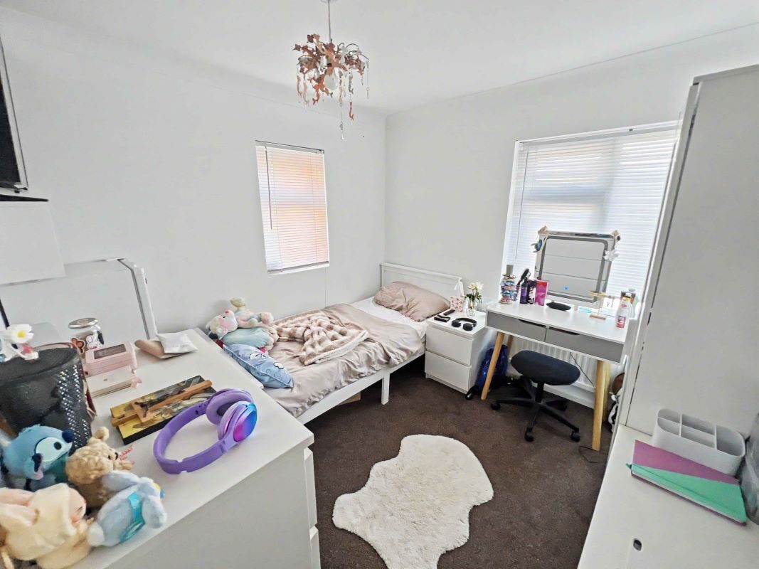 501 London Road, Ipswich, Suffolk, IP2 0ST lot image - 6