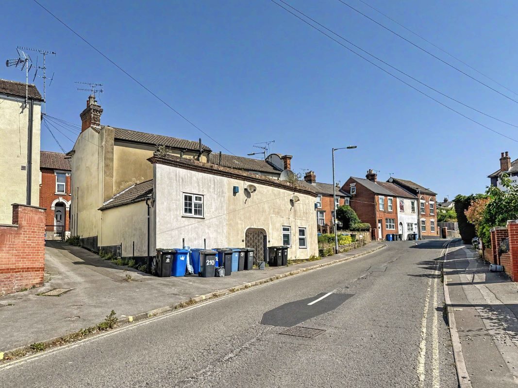51 Warwick Road, Ipswich, Suffolk, IP4 2QH lot image - 11