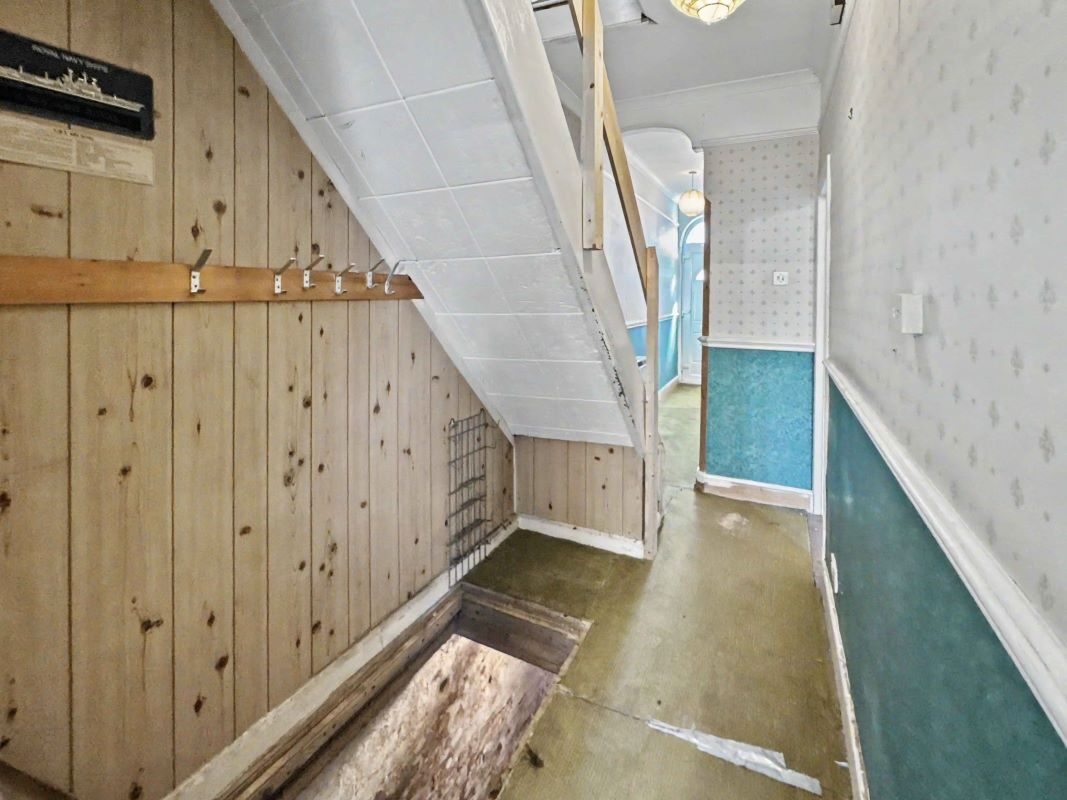29 Palmerston Road, Ipswich, Suffolk, IP4 2NU lot image - 5