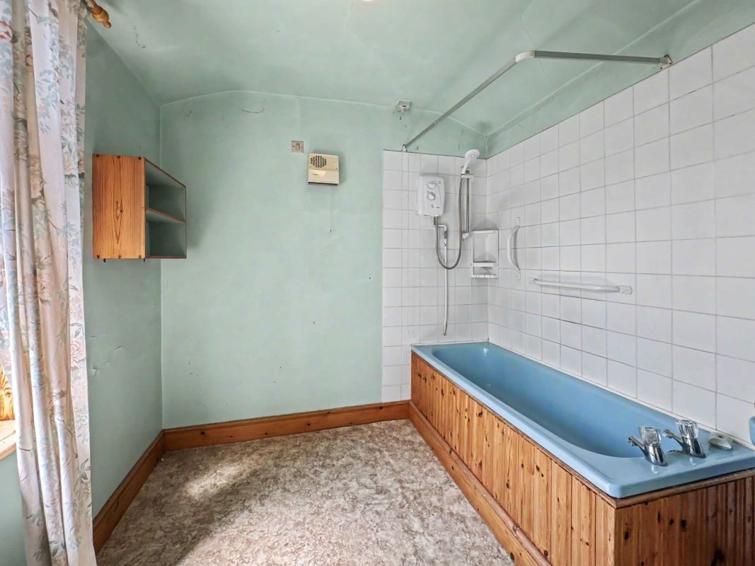 29 Palmerston Road, Ipswich, Suffolk, IP4 2NU lot image - 19