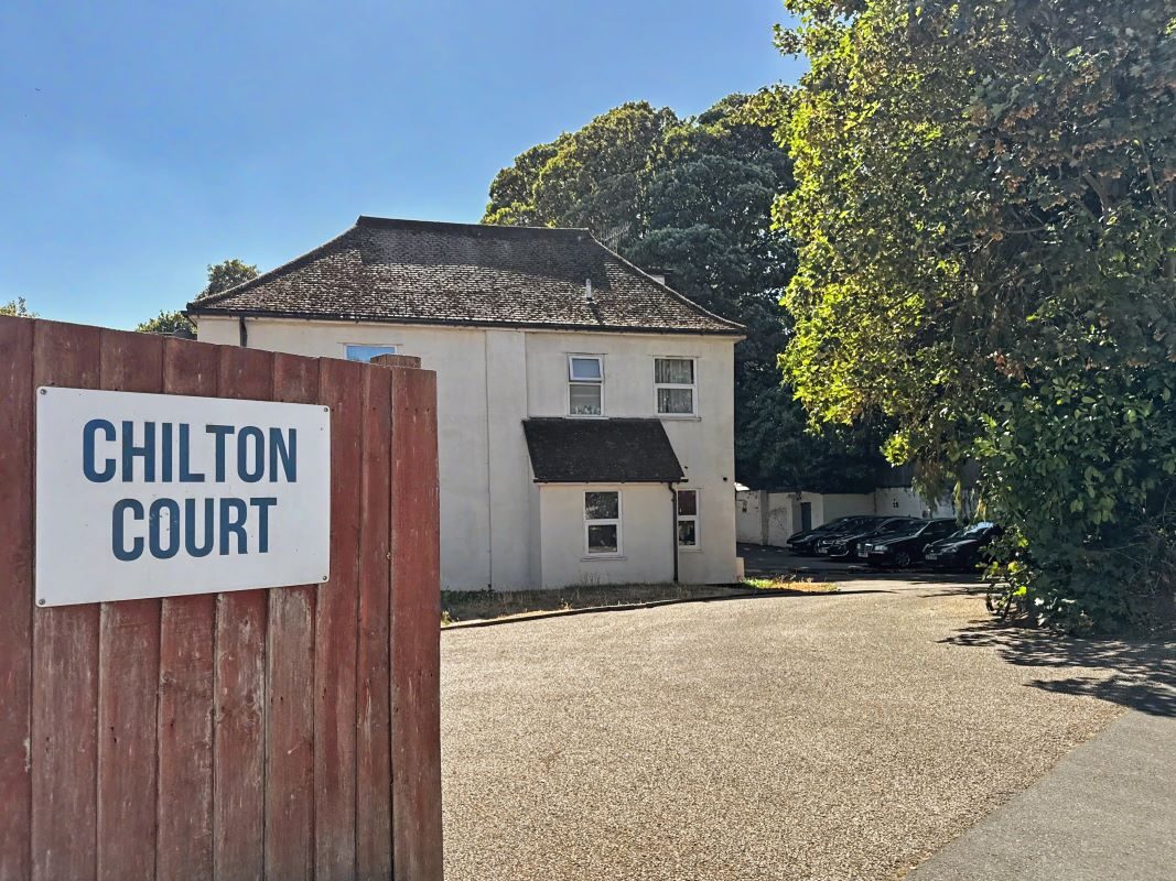 Flat 8, Chilton Court, Belstead Avenue, Ipswich, Suffolk, IP2 8NS lot image - 1