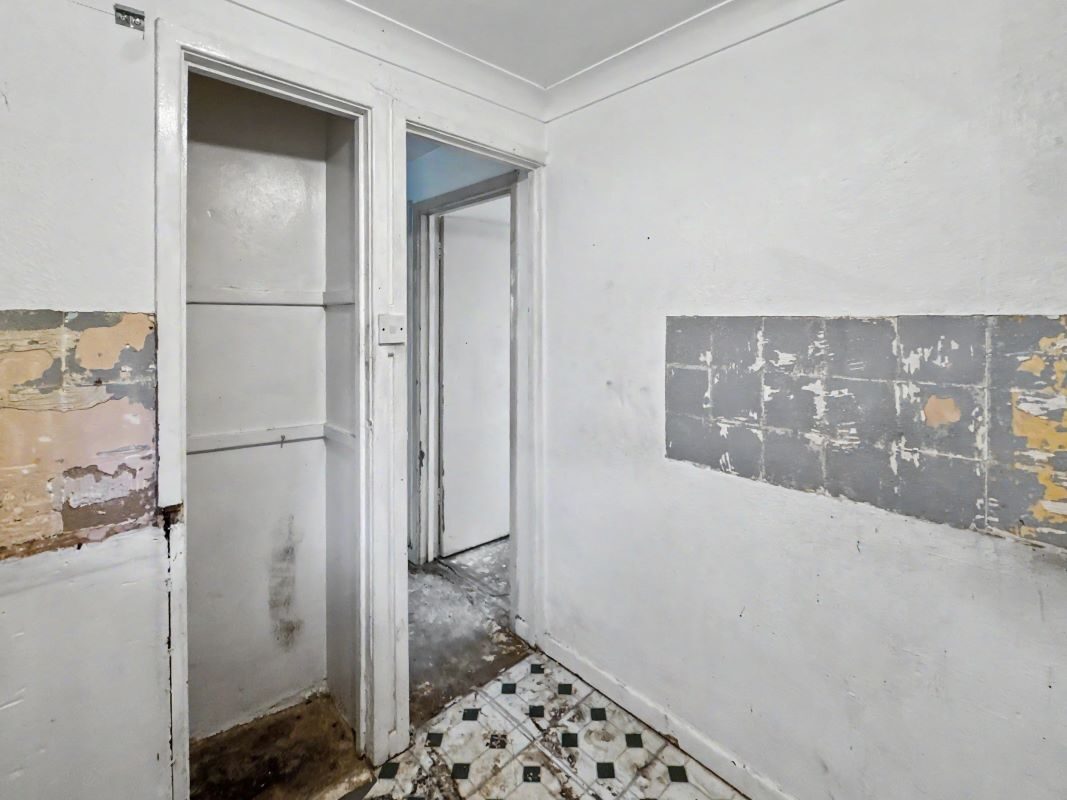 Flat 8, Chilton Court, Belstead Avenue, Ipswich, Suffolk, IP2 8NS lot image - 11