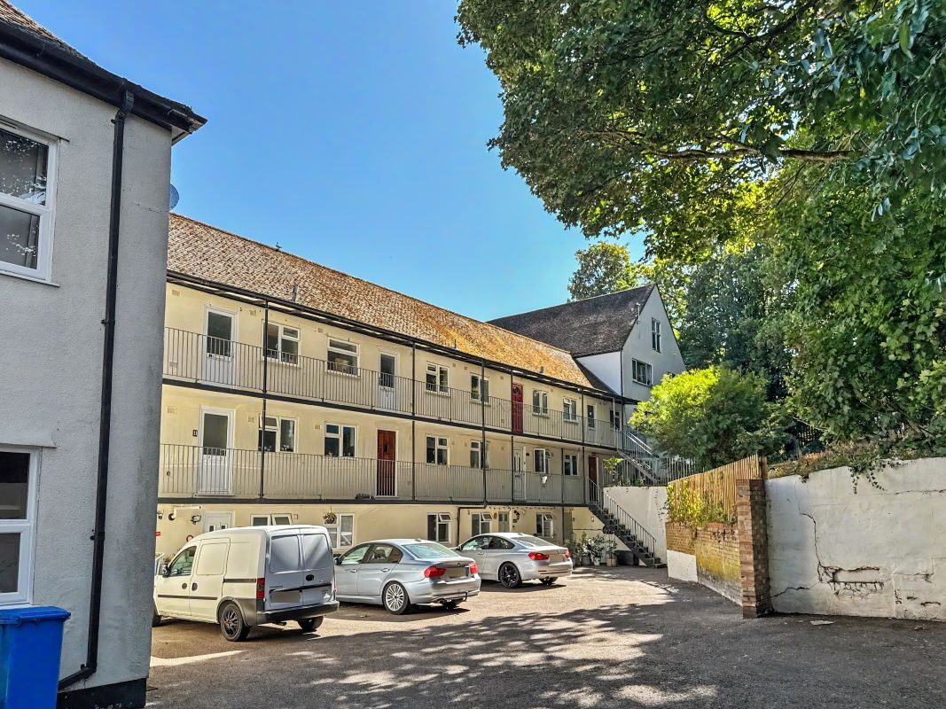 Flat 8, Chilton Court, Belstead Avenue, Ipswich, Suffolk, IP2 8NS lot image - 14