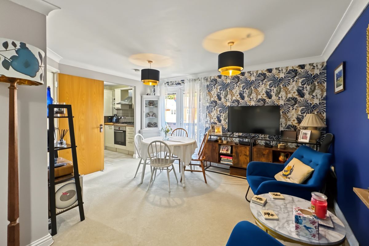 36 Worsdell Close, Ipswich, Suffolk, IP2 8GR lot image - 1