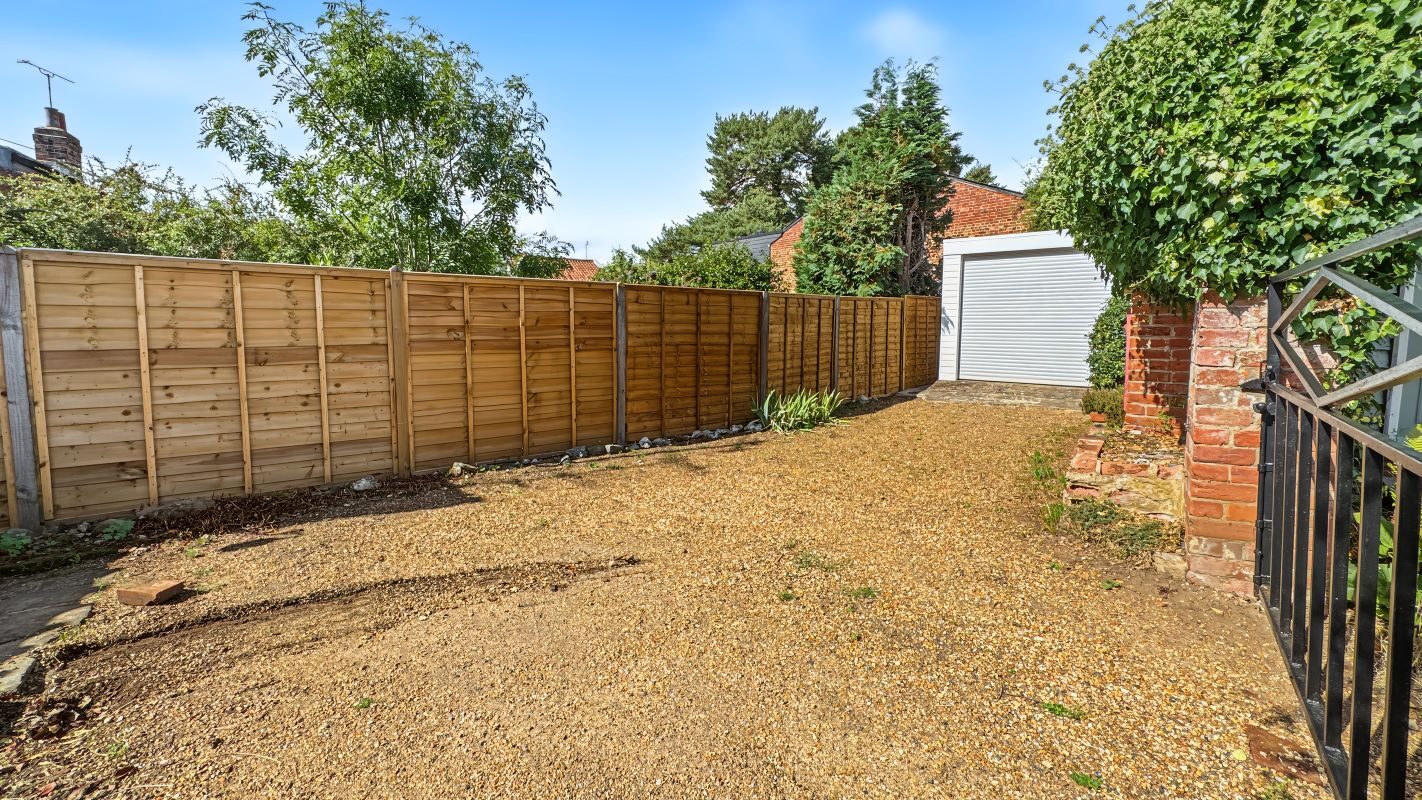 Calder Cottage, 91 The Street, Melton, Woodbridge, Suffolk, IP12 1PR lot image - 15
