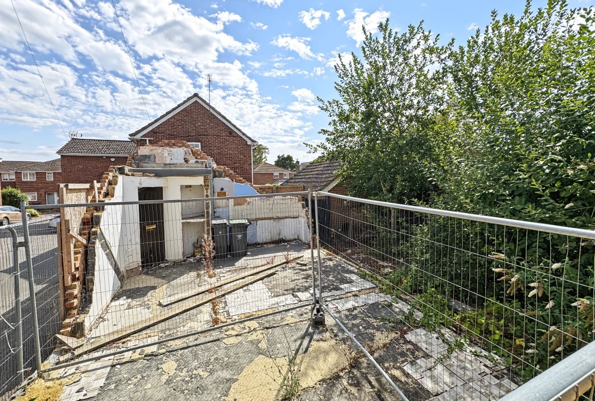 25 Spencer Close, Stansted, Essex, CM24 8AN lot image - 0