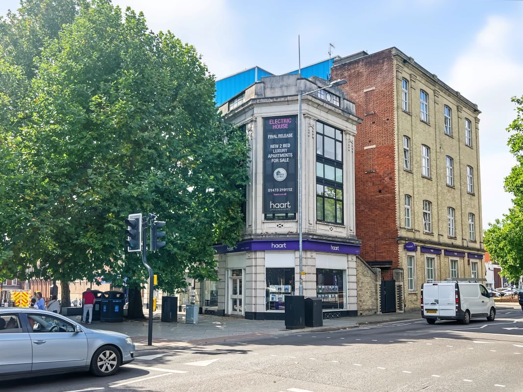 Electric House, Lloyds Avenue, Ipswich, Suffolk, IP1 3LE lot image - 1