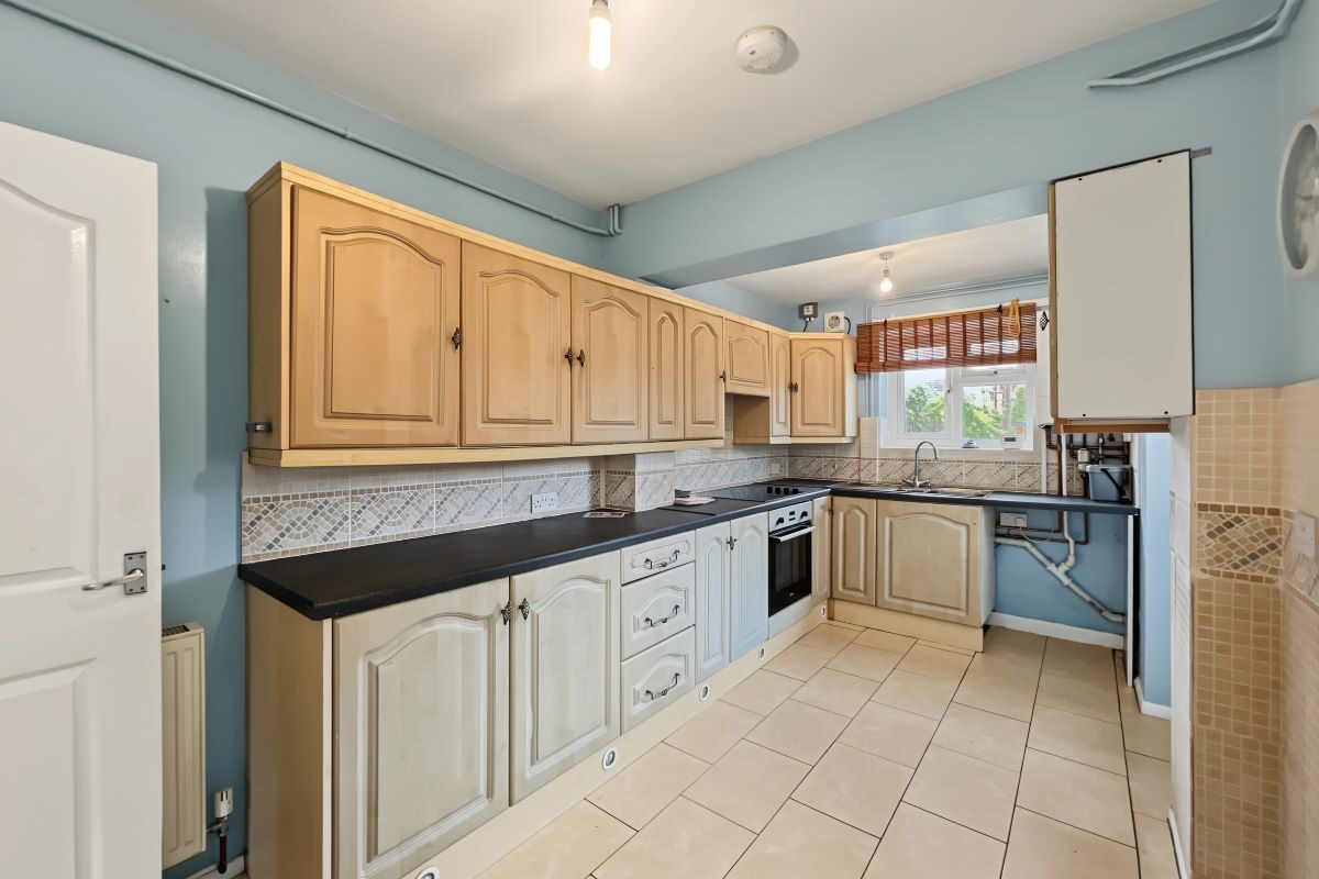 13 Robeck Road, Ipswich, Suffolk, IP3 0HN lot image - 3