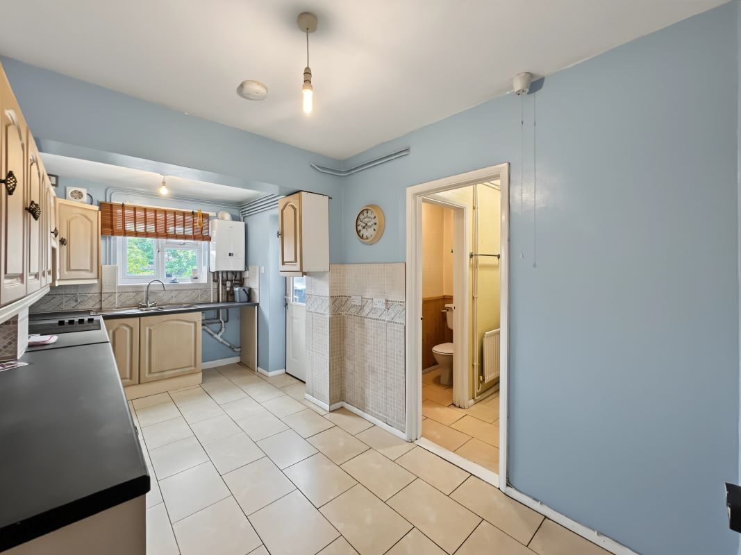 13 Robeck Road, Ipswich, Suffolk, IP3 0HN lot image - 4